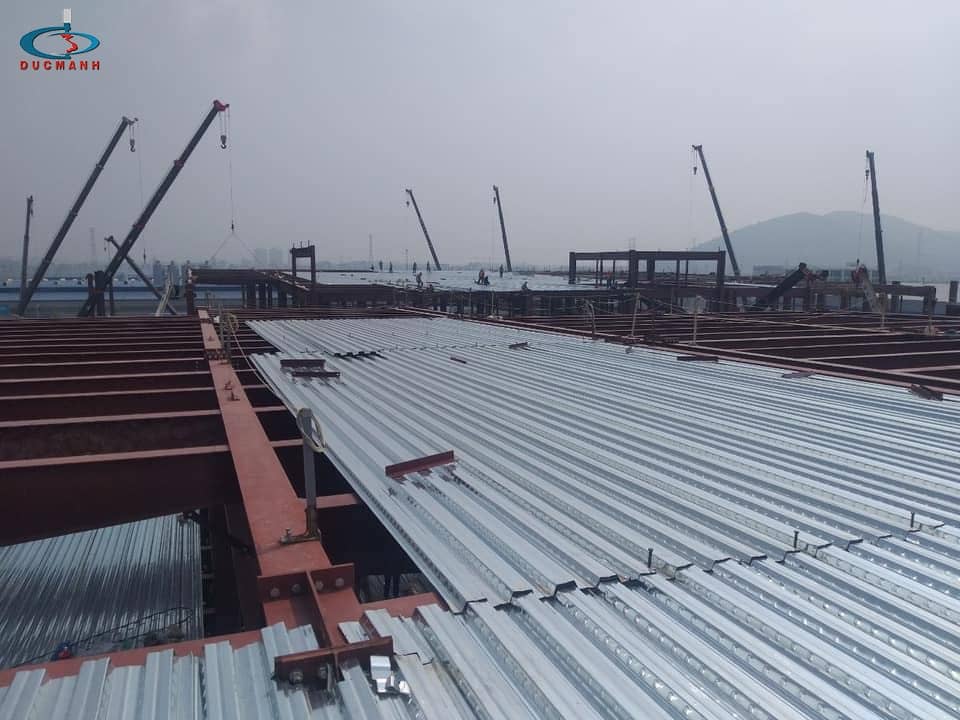 giới thiệu sàn deck là gì