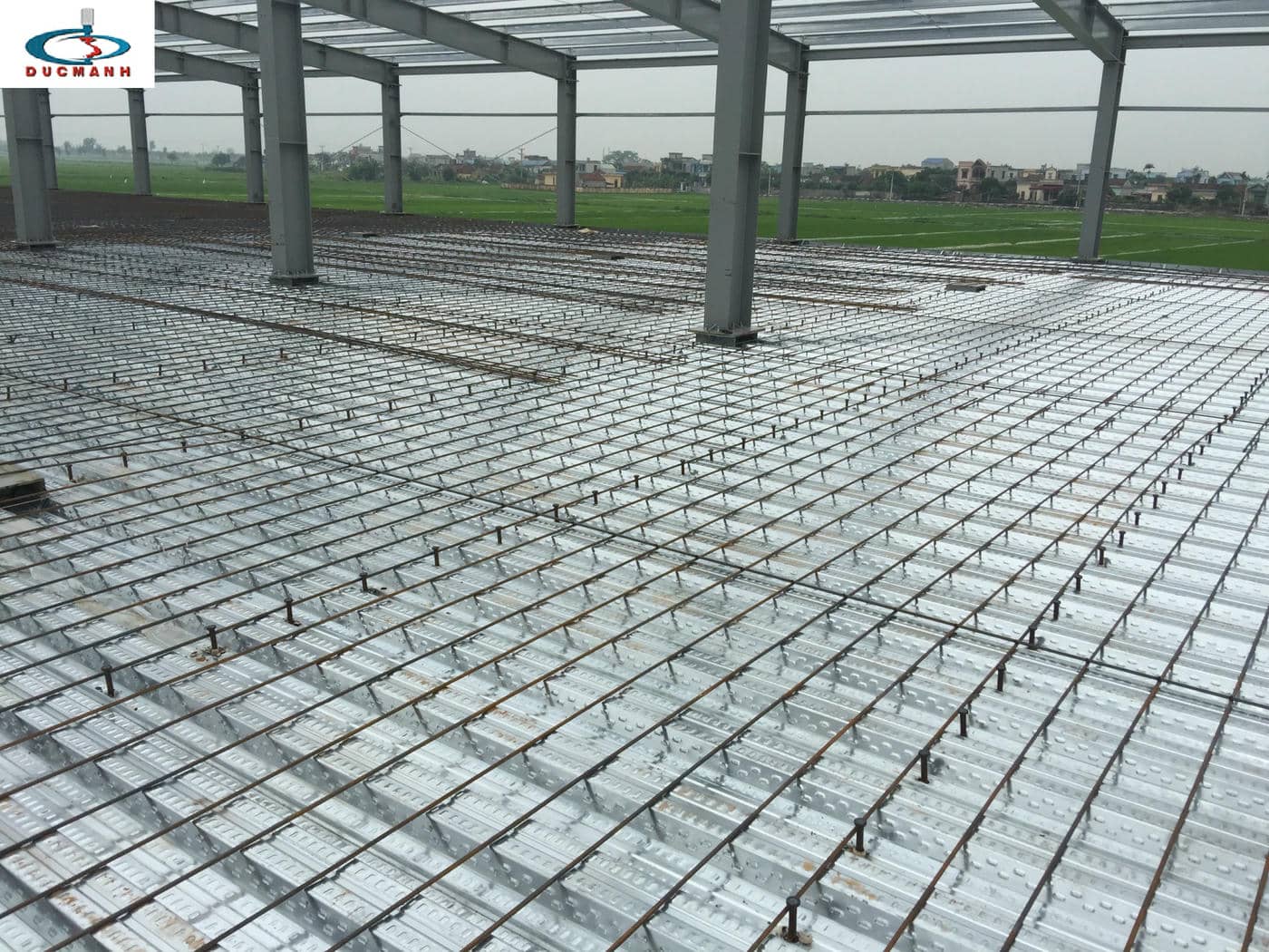 Lắp Đặt Sàn Deck Tại Hải Dương