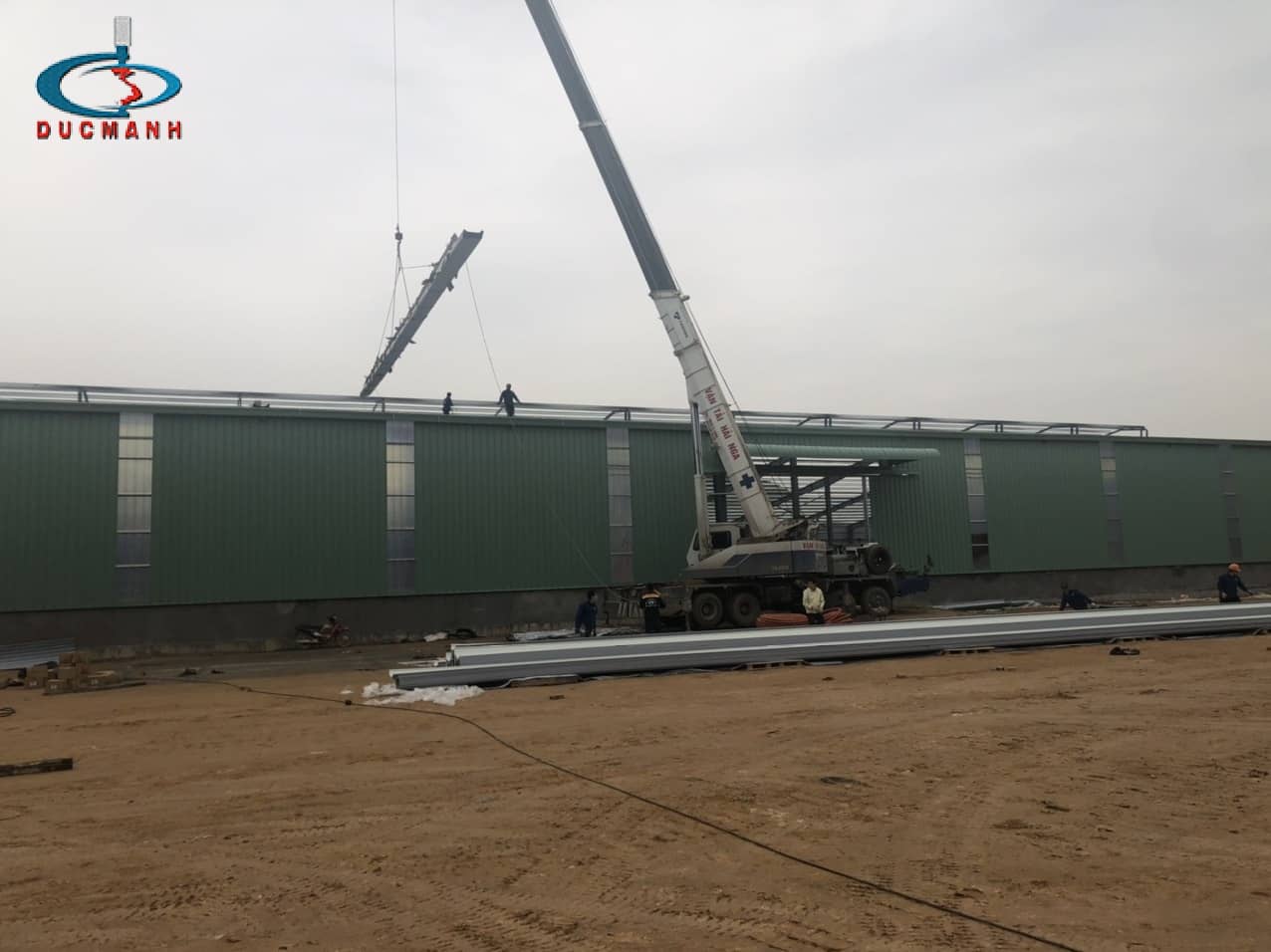 Lắp Dựng Nhà Xưởng Khung Thép Tại Bắc Giang - 0972706868