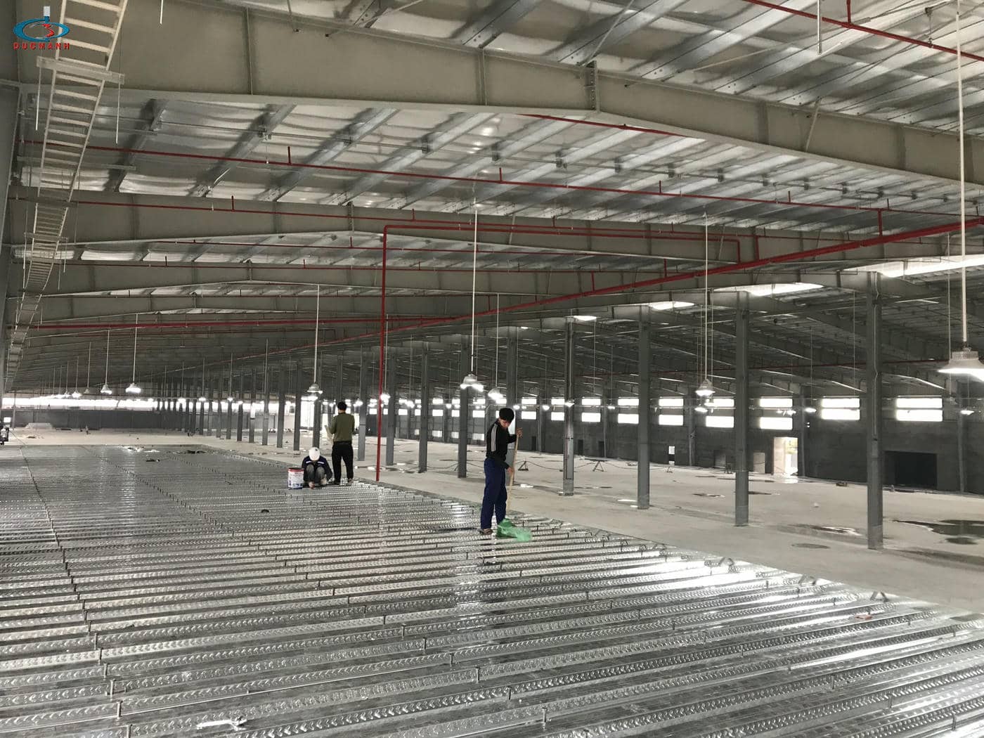 Sàn Deck Là Gì? Ưu Điểm Và Ứng Dụng Khi Thi Công Sàn Deck | 0972706868