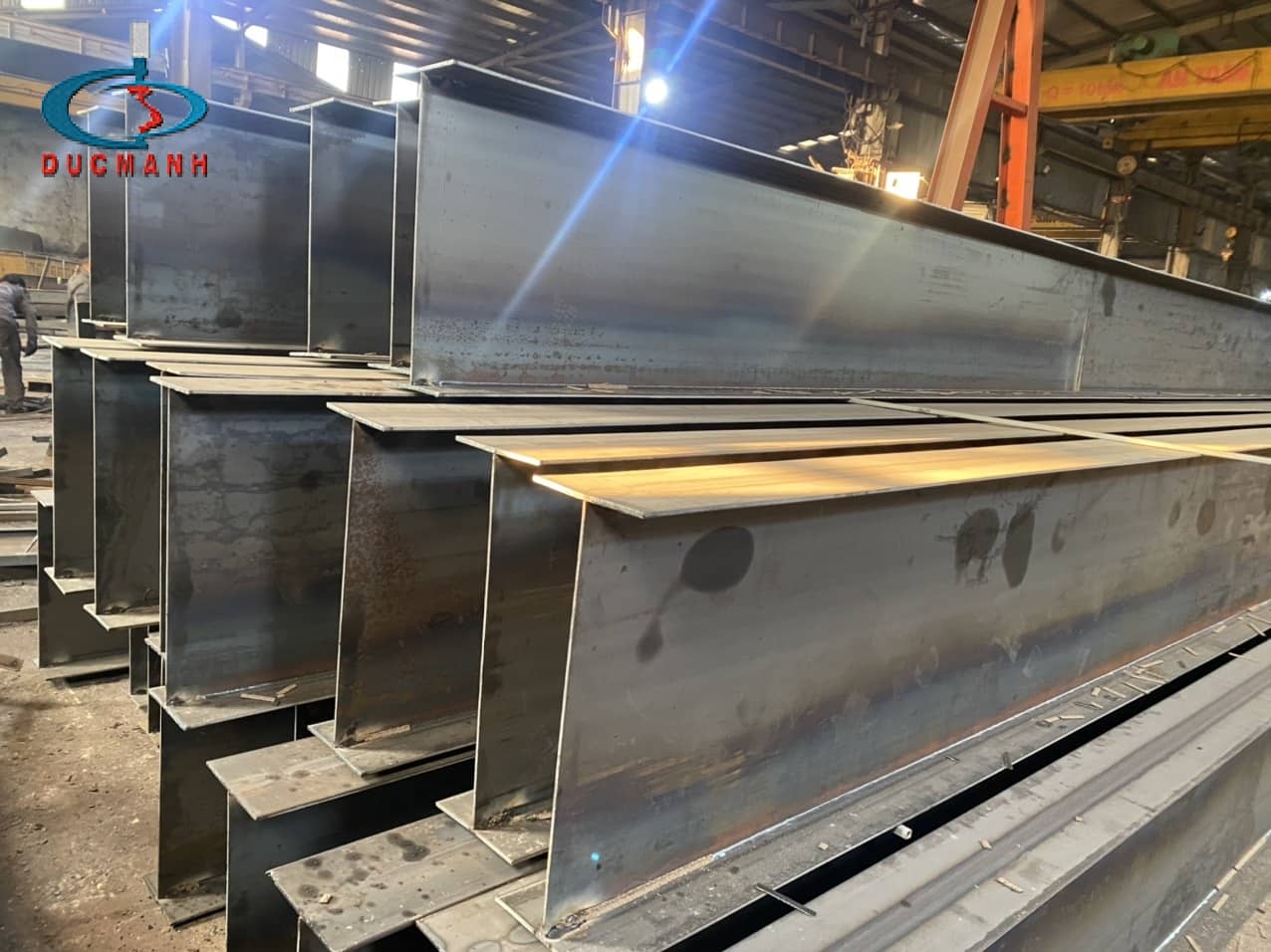 Thép Tổ Hợp Là Gì? Đặc Điểm, Phân Loại Và Ứng Dụng Của Thép Tổ Hợp
