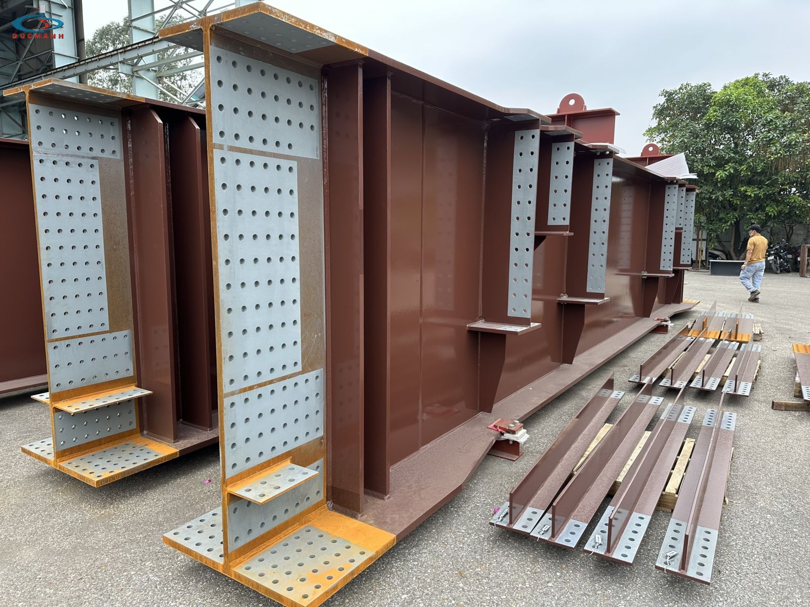 tiêu chí lựa chọn đơn vị sản xuất kết cấu thép uy tín